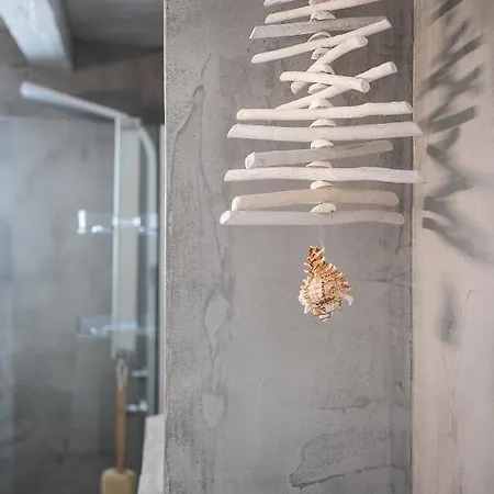 Izmir House