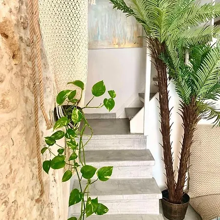 Izmir House