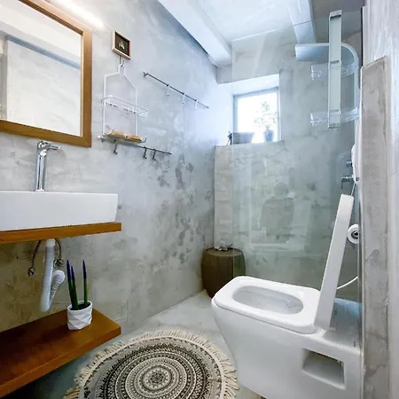 Izmir House